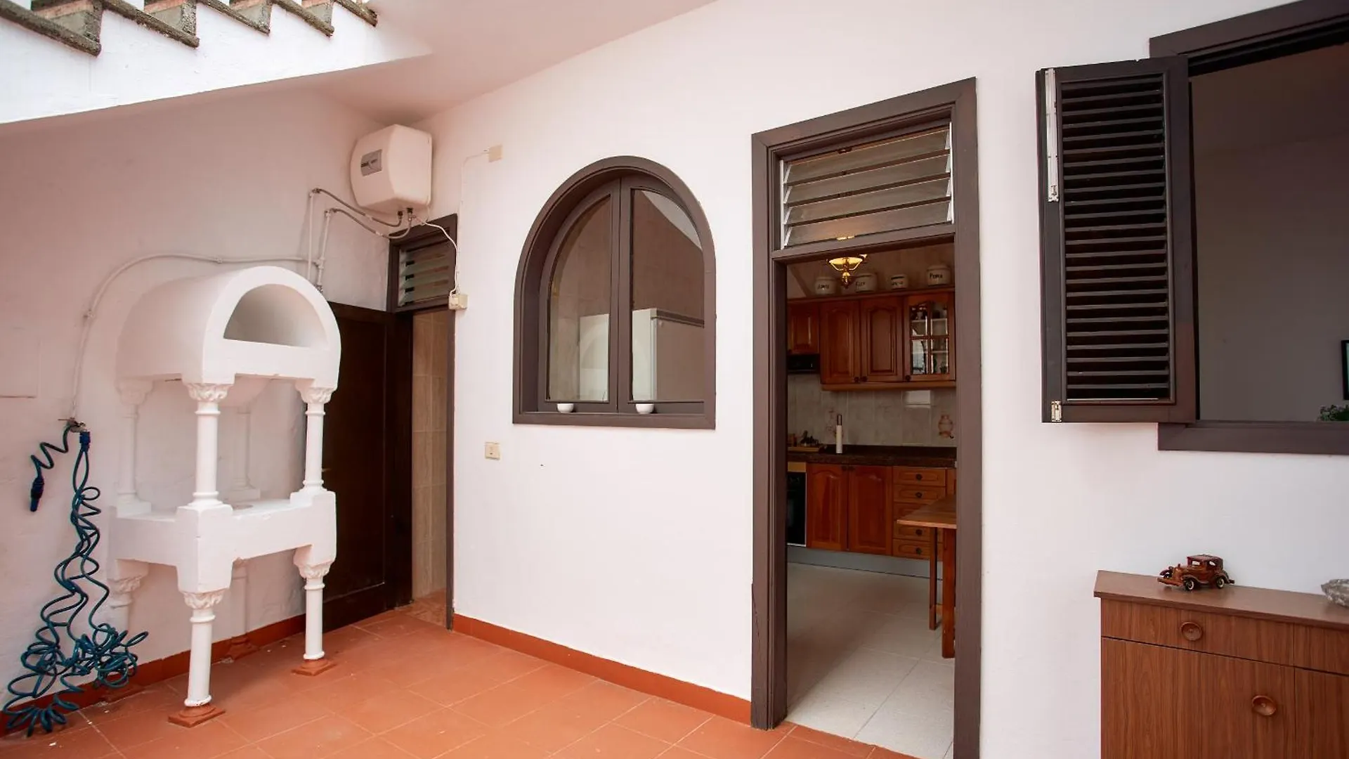Historic House With A View In The Old Town Villa Vega de San Mateo Spain